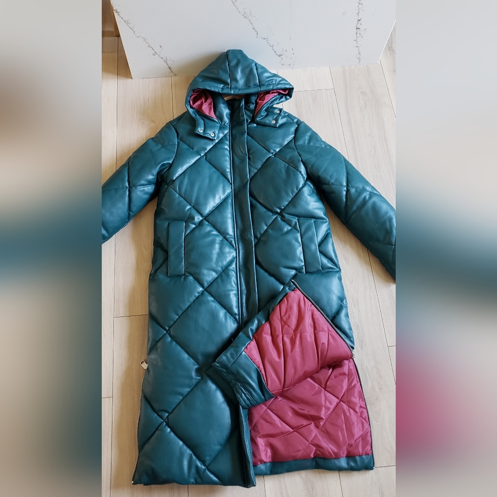 Rebecca Minkoff Teal and Coral Puffer Coat - Picture 4 of 10